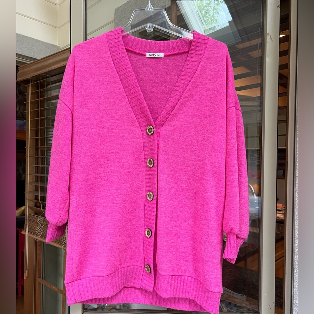 GeeGee sweater size S
